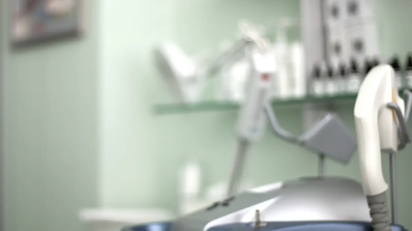 medical aesthetic laser device and shelves of products
